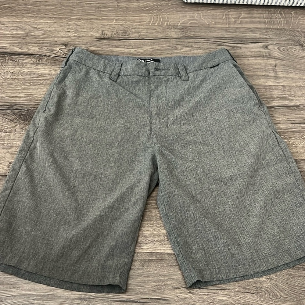 Hurley shorts GREY- size 28 gently used